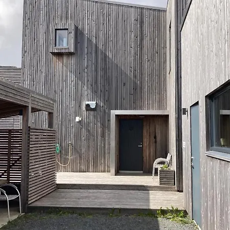 Unique Waterfront Vila