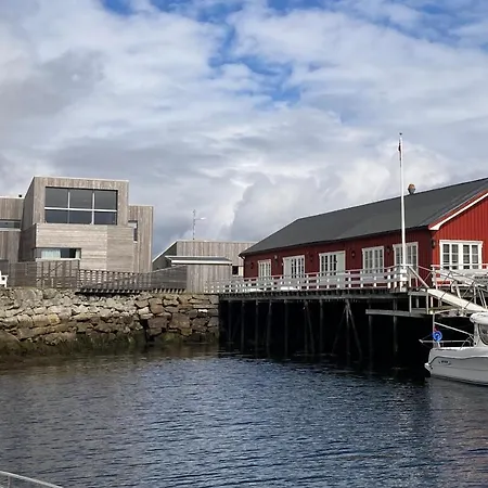 Unique Waterfront Villa Ballstad