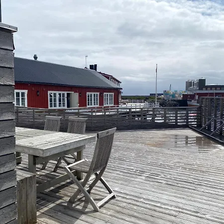 Unique Waterfront *