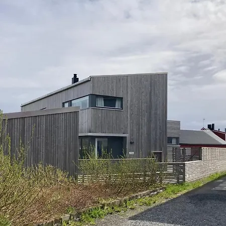 Unique Waterfront Villa *